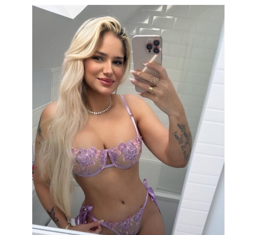 Escorts Warwickshire Warwick - Photos for HOT RAFA❤️‍🔥🇧🇷 PARTY GIRL 🥳🥂NEW HERE!