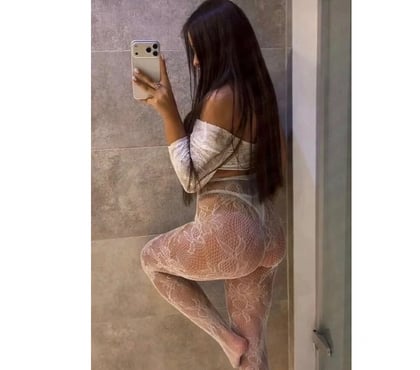 Escorts Renfrew Renfrewshire - Photos for 🔞💕 NEW IN TOWN ❤️‍🔥NO RUSH 🥰🥂📞📲