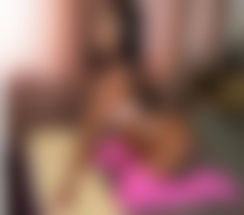 Escorts Leeds City Centre Leeds - Photos for Hi I m Ella New girls owo massage