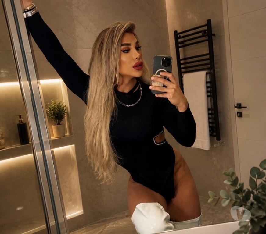 Trans Escorts Greater Manchester Manchester - Photos for Samantha 23size very