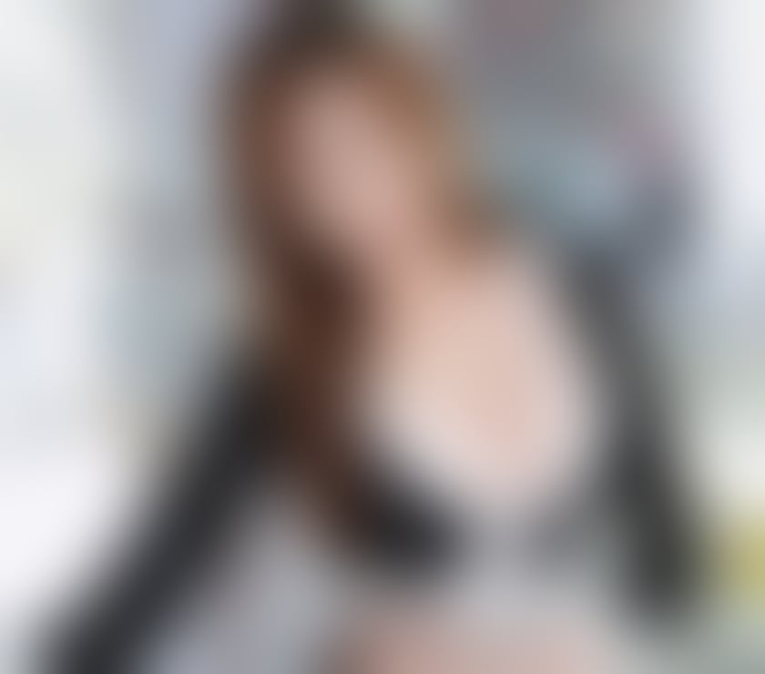 I am your girlfriend from Asia🤪