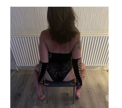 Photos for JUICY Jade English beauty 🔥 😍