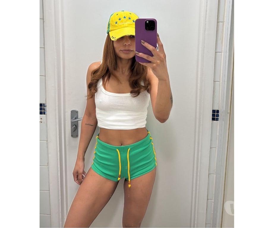 Escorts Devon Exeter - Photos for PETITE LIA ❤️‍🔥 PARTY GIRL 🇧🇷 SMALL BODY