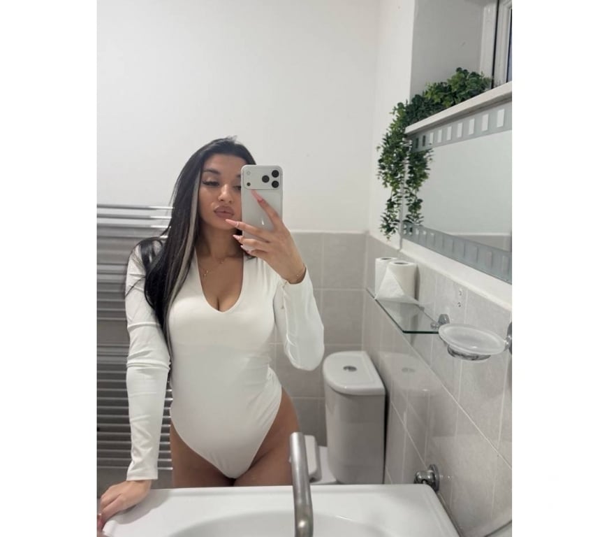 Escorts East London Canary Wharf - East London - Photos for 🔥NAUGHTY DEEA💯REAL PIC💎PARTY GIRL🍭