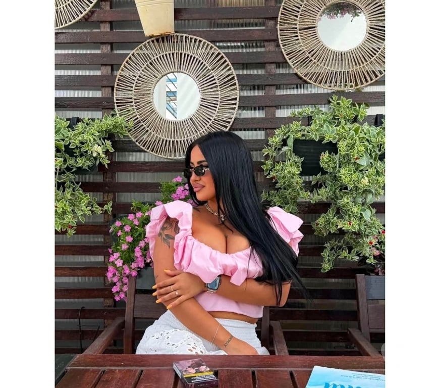 Escorts East London Canary Wharf - East London - Photos for Selena✨ Stunning Brunette ✨💋