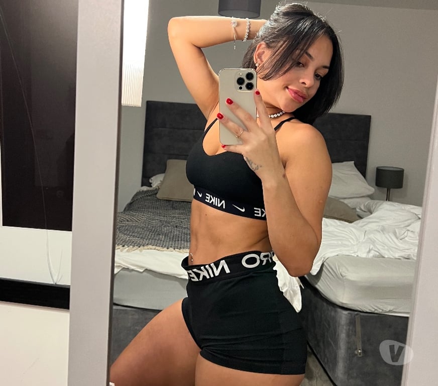 Escorts South East London Elephant & Castle Station - South East London - Photos for Laura I am back 🇧🇷😍 BIG ASS