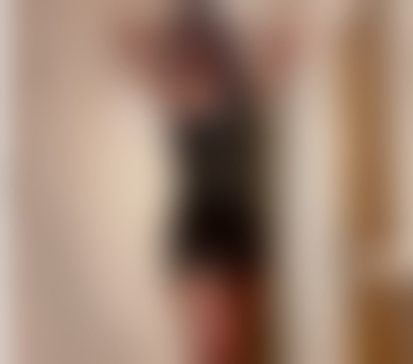 ❤️British Slim Leggy Escort Late Nights Party Girl