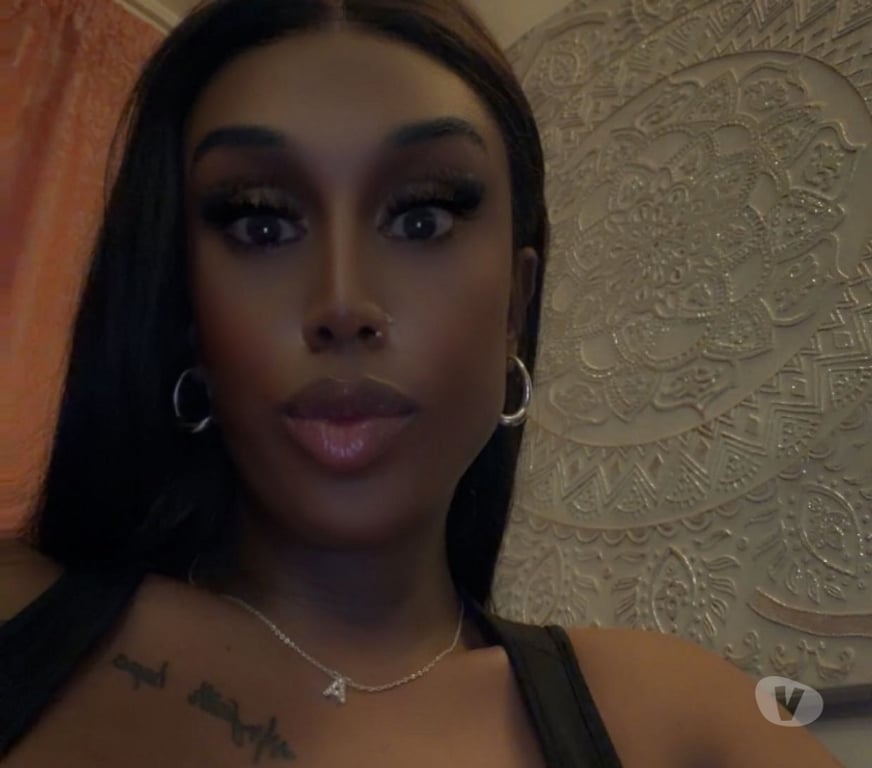 Trans Escorts South Yorkshire Sheffield - Photos for Naomi now available Sheffield