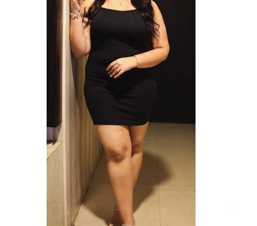 Escorts North West London Hendon - North West London - Photos for North india grl in town for a good time