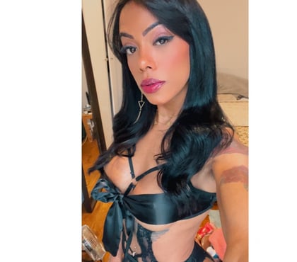 Trans Southgate Station North London - Photos for Scarlett Dean 🥳🥳🥳🥳🥳 100% real