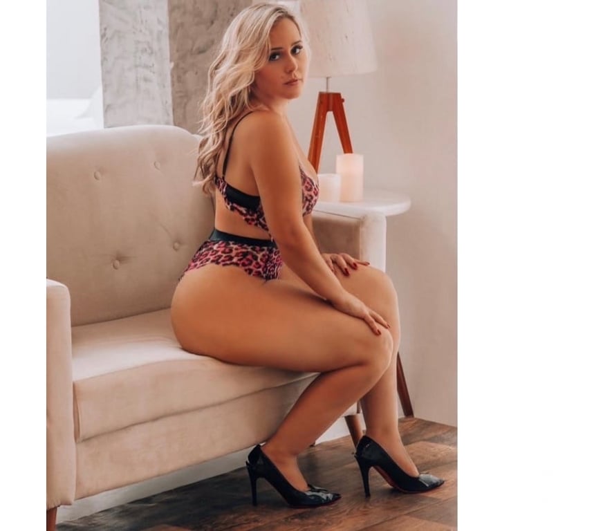 Escorts South East London Bromley - Photos for 🩷🍭MILA BEST BRAZILIAN GFE🔥NO RUSH😈🍆💦