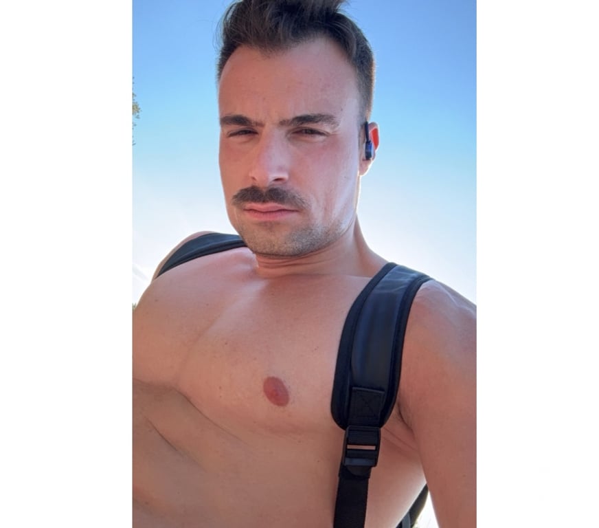  Gay massage East London Canary Wharf - East London - Photos for MASSEUR GREEK MEXICAN