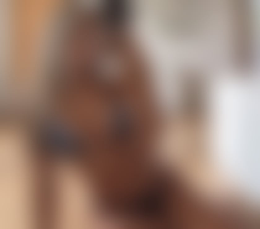 Escorts and Massages Guildford Town Centre Guildford - Photos for New in Guildford party duo