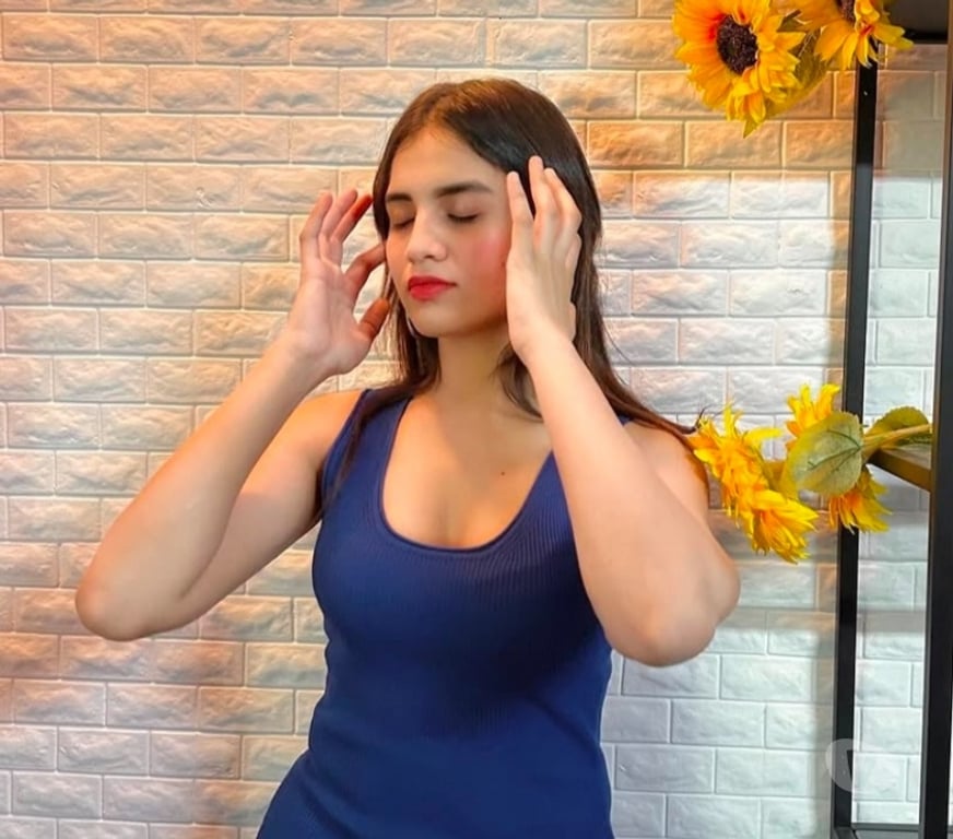Escorts North West London Harrow - Photos for Beautiful indian girl offer you escorts and massages