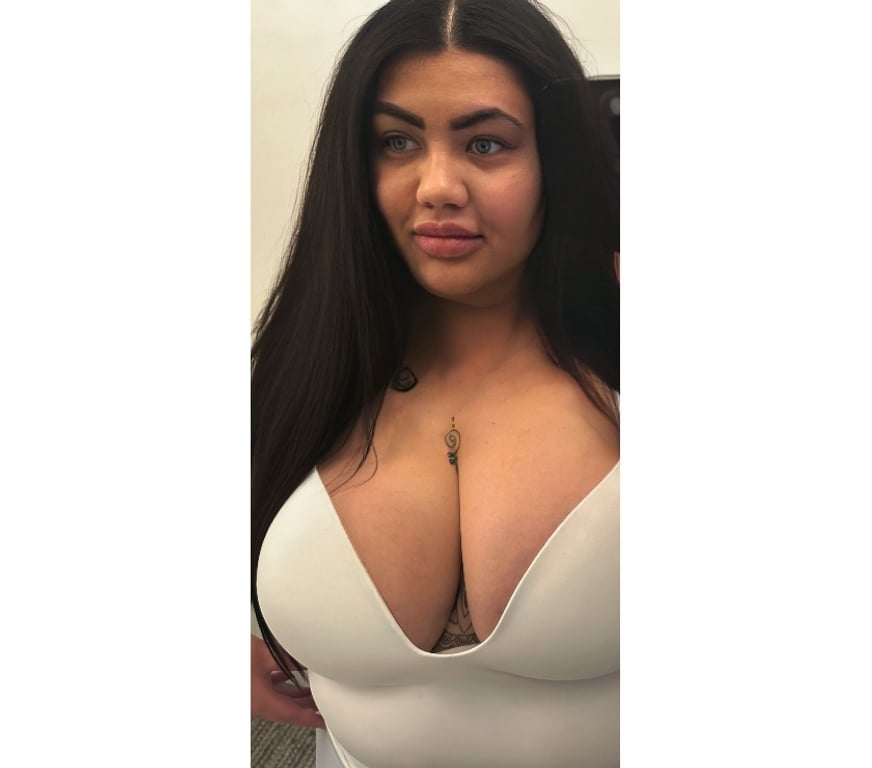 Escorts Brent Wembley - Brent - Photos for Curvy CHLOE🩷🩷REAL BBW🩷🩷