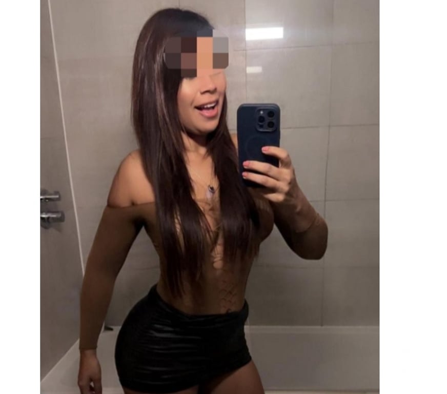 Escorts North West London Harrow on the Hill - North West London - Photos for 👅😋Dominatrix hot tongue sculptural body