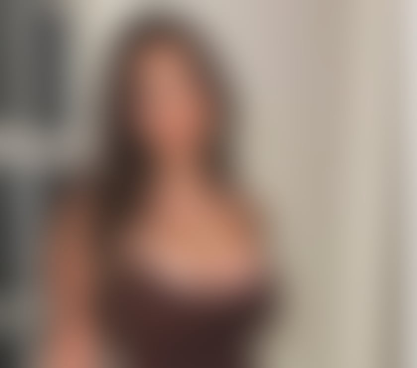 Escorts Surrey Reigate and Banstead - Photos for 🫦 NEW PARTY GIRL OUTCALL ONLY!🫦