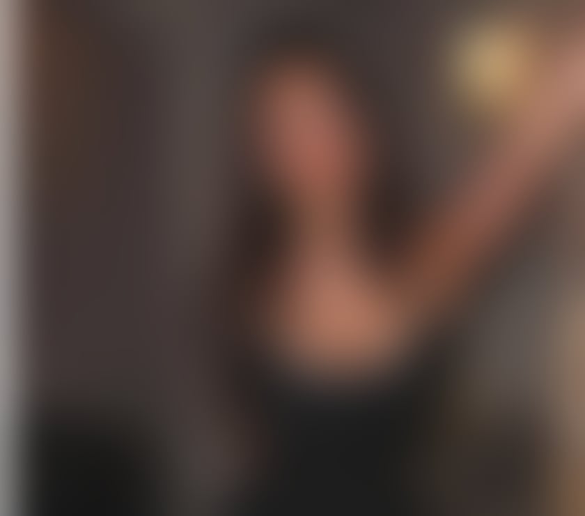 Escorts Surrey Reigate and Banstead - Photos for 🫦 NEW PARTY GIRL OUTCALL ONLY!🫦
