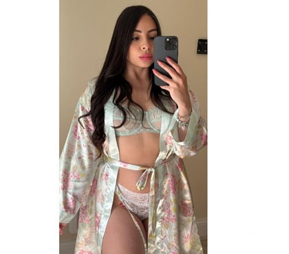 Escorts and Massages Stratford East London - Photos for SEXY LATÍN COLOMBIAN LAURA