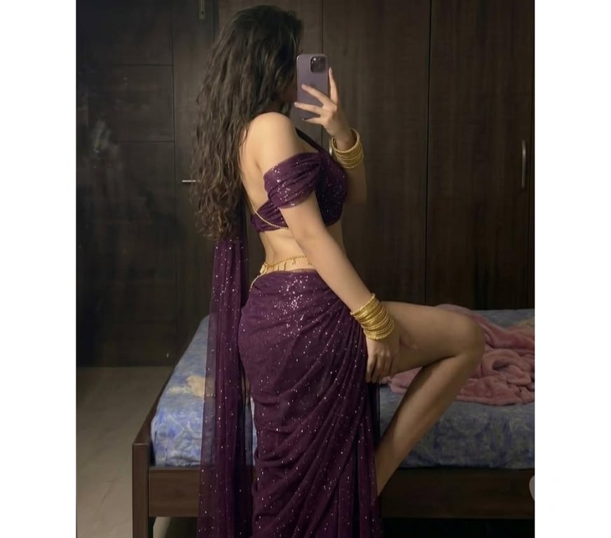 Escorts Cardiff Cardiff City Centre - Cardiff - Photos for blonde indian lady available incall & outcall in town