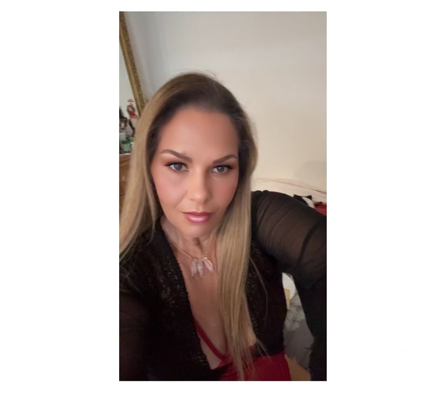 Escorts South West London Tooting - South West London - Photos for 🇧🇷Gaby 🔥New city 💦💥Vip Service Party 🎉