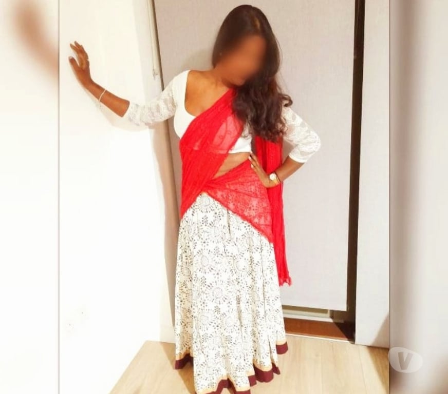 Escorts Slough Slough Town Centre - Slough - Photos for Savitha Dusky Indian,Tamil Nadu Girl in Slough