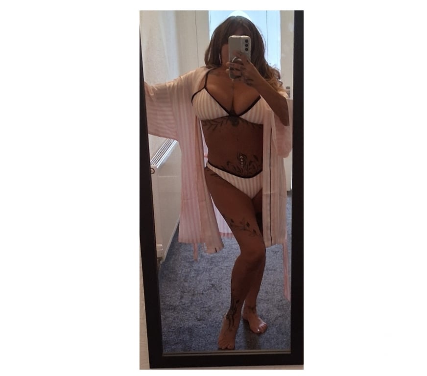 Escorts Glasgow Uddingston - Glasgow - Photos for 🔝SCOTTISH TANNED CURVY M!LF🍒