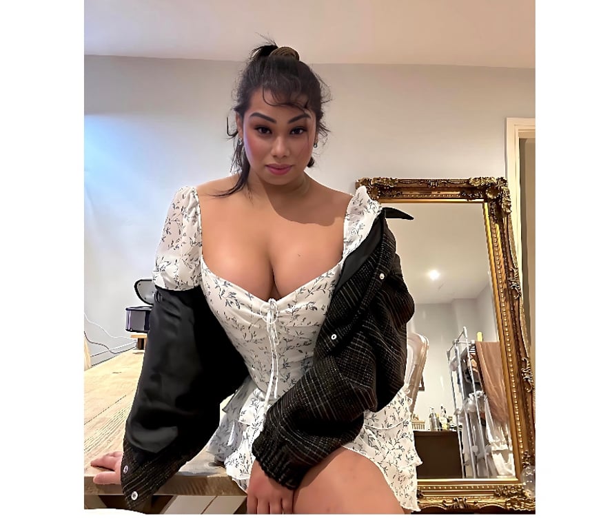 Trans Escorts West London Shepherd`s Bush Station - West London - Photos for Ts Iris Valentina XXl ❤️❤️❤️