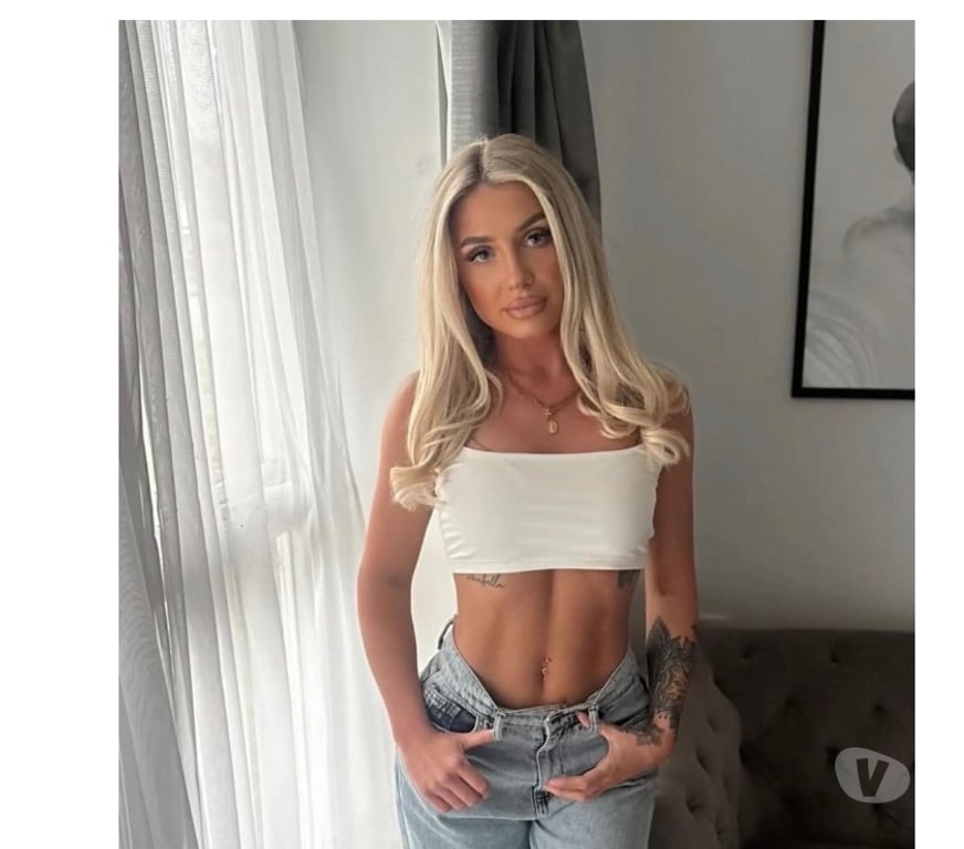Escorts Wiltshire Swindon - Photos for 😛YOUNG😛🔥HOT🔥🎉PARTY GIRL🎉
