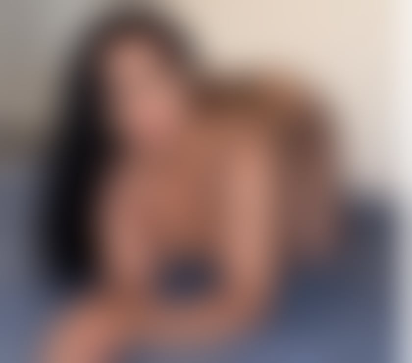 Escorts South East London Croydon - Photos for Hii im new im Carina call me 😘😘😘