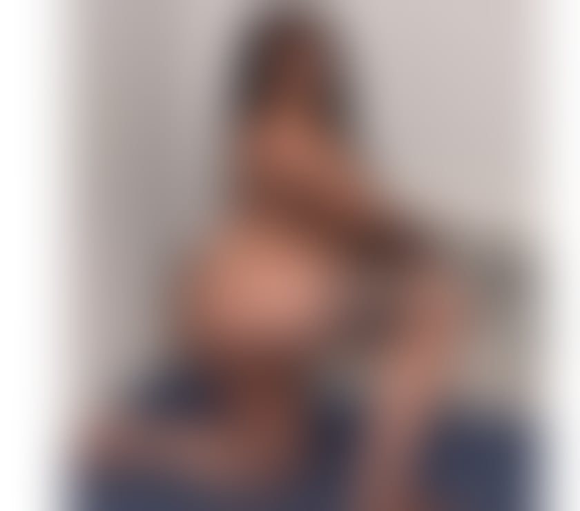 Escorts South East London Croydon - Photos for Hii im new im Carina call me 😘😘😘