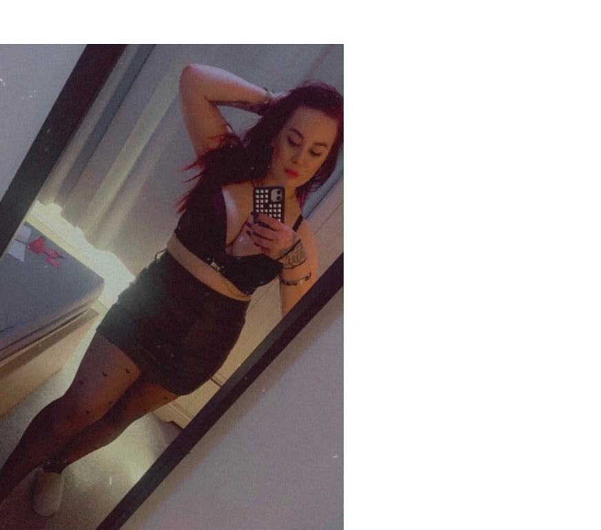 Adult Entertainment Merseyside Knowsley - Photos for ✨ Online Only • Discreet • Charming & Fun ✨