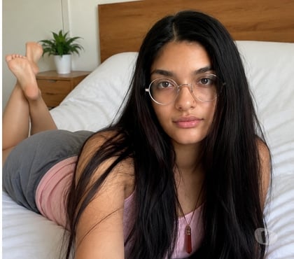 Escort Leeds City Centre Leeds - Photos for HOT GIRL AVAILABLE FOR YOU