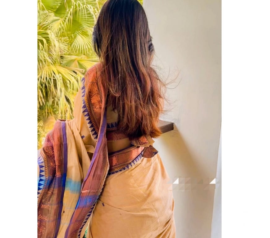 Escorts Nottinghamshire Nottingham - Photos for Varnika New Myanmar Tamil Indian Girl
