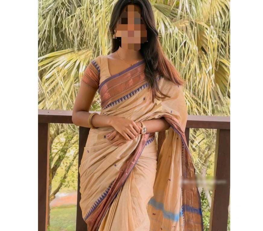 Escorts Nottinghamshire Nottingham - Photos for Varnika New Myanmar Tamil Indian Girl