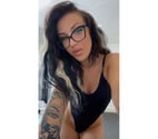 Hi im Evelin new party girl