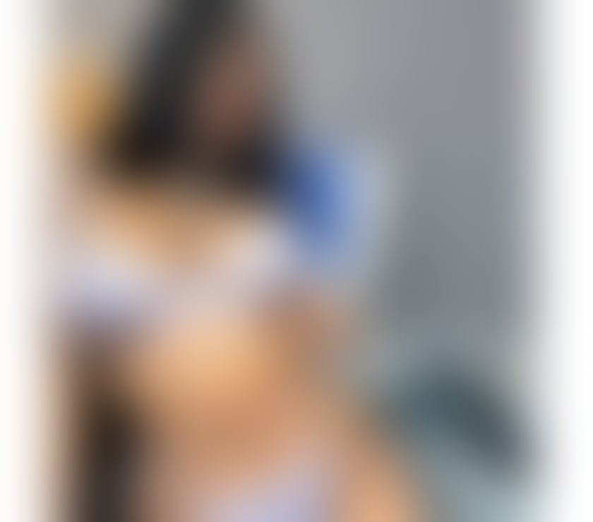 Big Tit Escorts & Erotic Massage Western Docks Southampton - Photos for 💜BRUNETTE GIRL 💜NEW IN TOWN BIG ASS BIG TITS 💜
