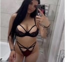 Hi I am Vanessa new town Incall outcall party lady