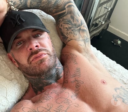 Escorts and Massages Nottingham City Centre Nottingham - Photos for Tattooed gentleman