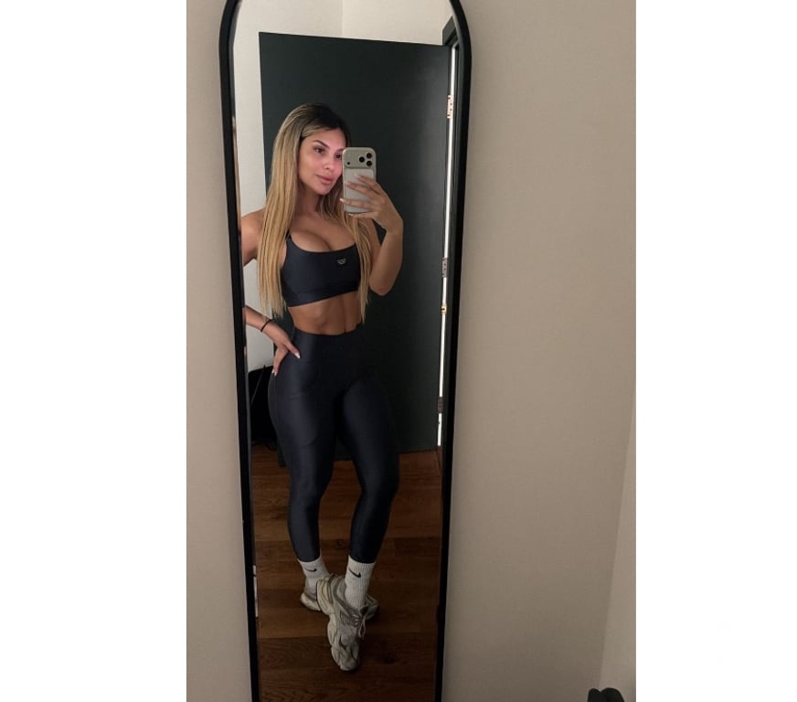 Escorts West Yorkshire Leeds - Photos for Brazilian Carla🇧🇷HOTTEST BABE 🌸PaRTy🎉