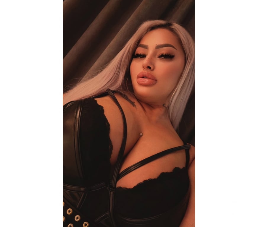 Escorts Dundee Dundee City Centre - Dundee - Photos for 🔥HIGHT CLASS BLONDE ESCORT🔥PARTY🧸💯GENUINE