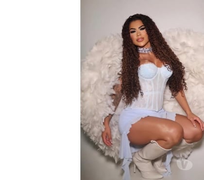  Escorts Commercial Road East London - Photos for Simply beautiful by nature