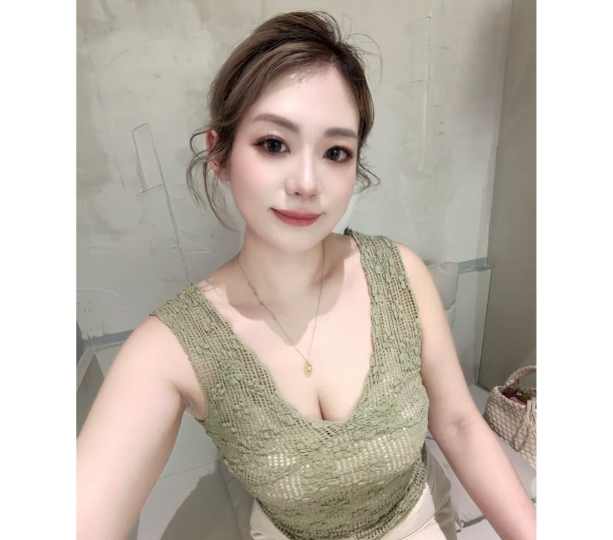 Escorts Greater Manchester Trafford - Photos for B2B hot oil massage escort best Serve