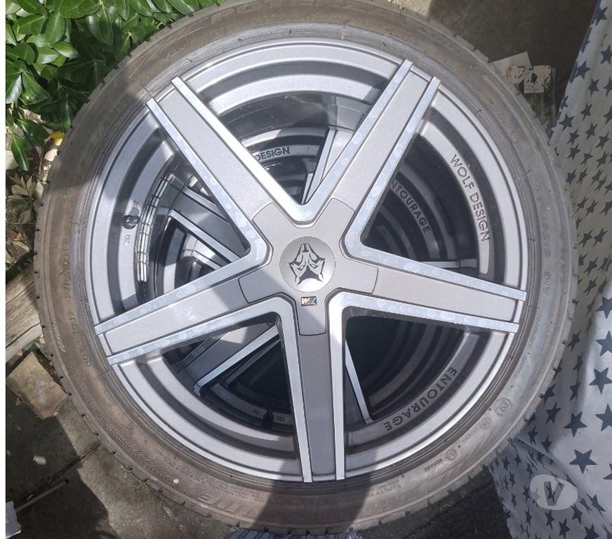 car spares Central London London Bridge Station - Central London - Photos for WOLF FACE DESIGN ALLOYS WHEELS