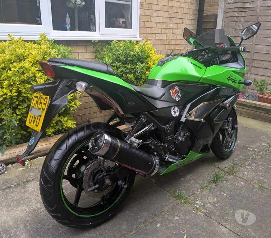 motorbike for sale Central London London Bridge Station - Central London - Photos for Kawasaki NINJA 250R