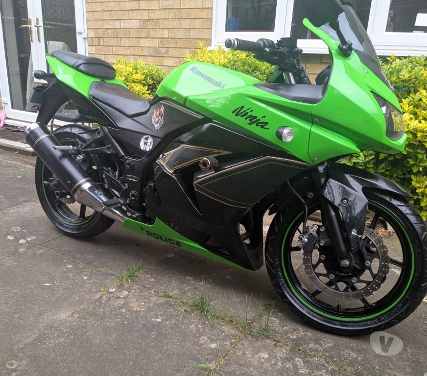 motorbike for sale Central London London Bridge Station - Central London - Photos for Kawasaki NINJA 250R