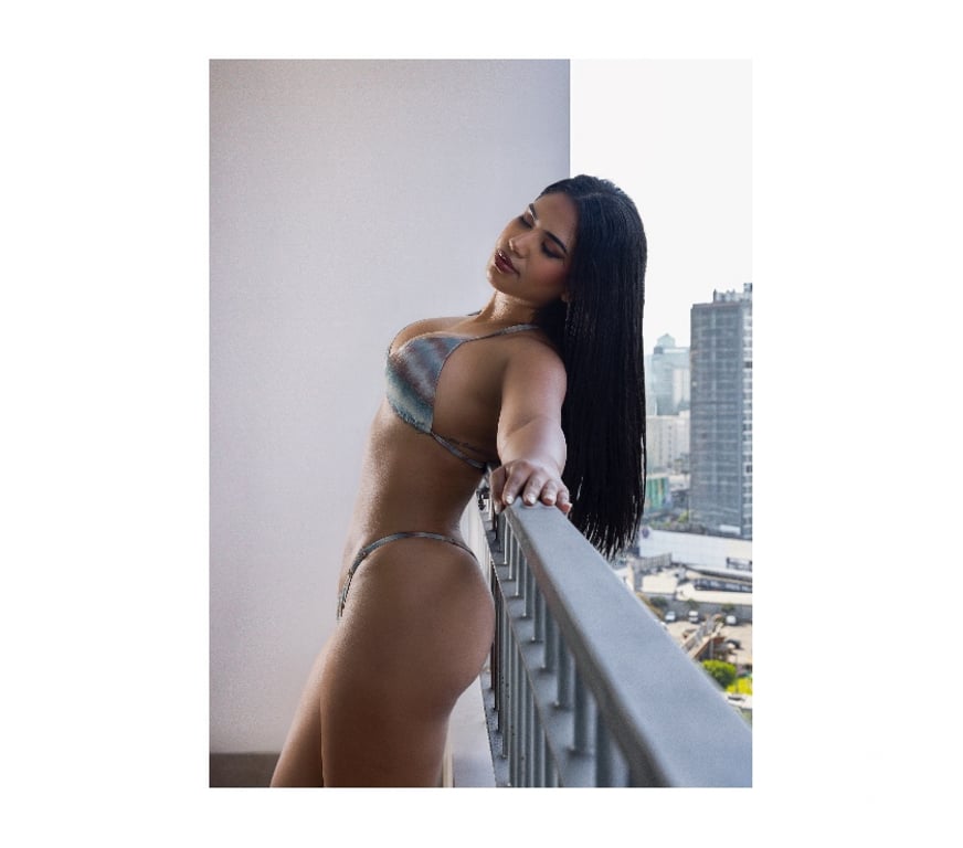 Escorts West Midlands Birmingham - Photos for Latina pretty Sexy&Sweet, big ass & tits text me 07438213595