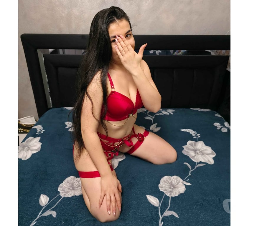 Escorts Greater Manchester Manchester - Photos for peachy xx available now xx queen is here