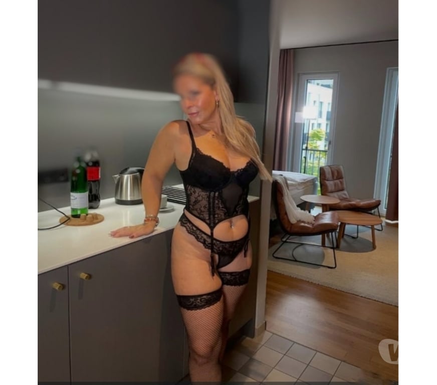 Escorts North West London Cricklewood - North West London - Photos for Big Bum💘 Mature Latina
