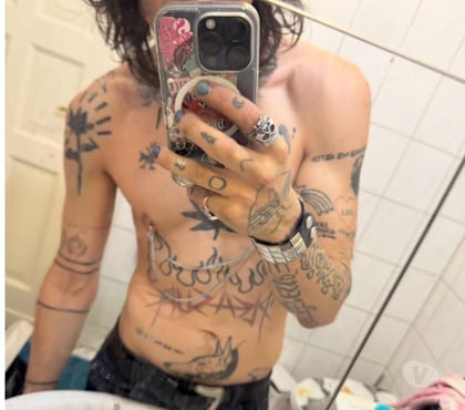 Escorts and Massages Camden Town Camden - Photos for Cherry Venom 🍒 and Trusty tatted Steed British party Pair
